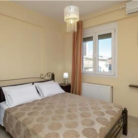 7 bedroom seaside villa with pool, Kassiopi, sleeps 13